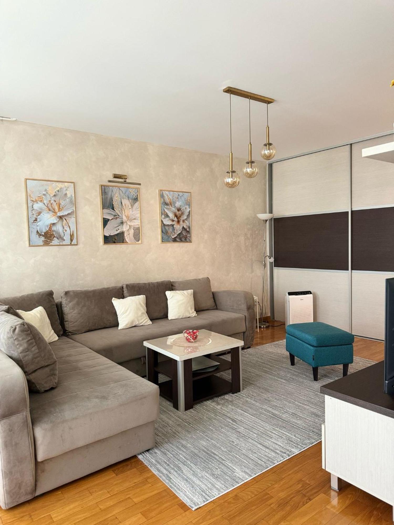 Manhattan Apartman Belvil Белград Экстерьер фото